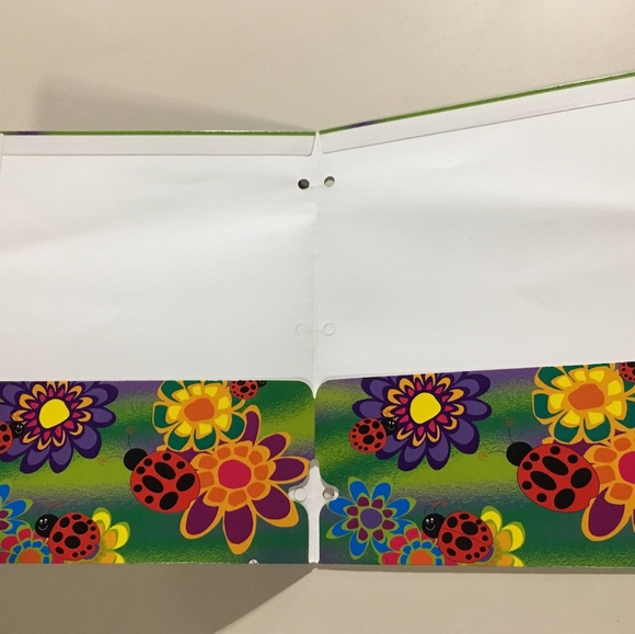Lady Bug Folder - Picture 2 of 6